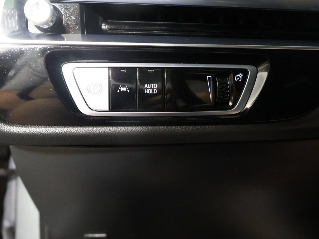 Used 2024 Cadillac Lyriq Luxury RWD image 40