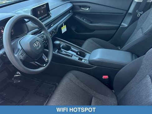 Certified 2025 Honda Accord SE image 12