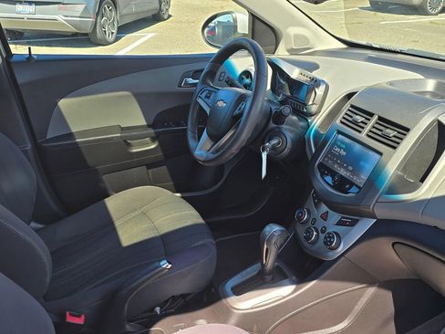 Used 2015 Chevrolet Sonic LT FWD image 11