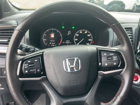 Used 2025 Honda Odyssey Sport-L image 24