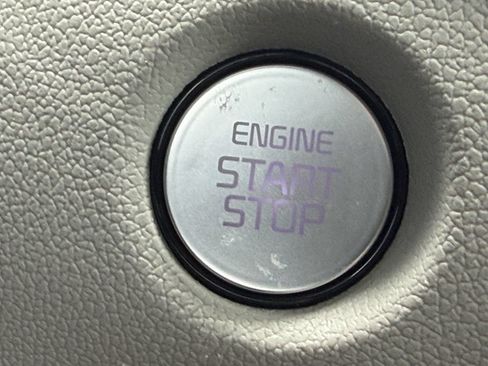 Used 2026 Kia Sorento S FWD image 31