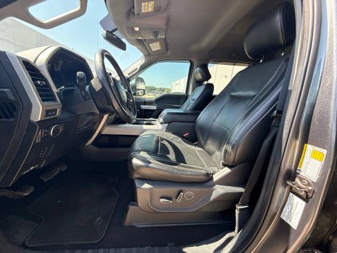 Used 2019 Ford F250 Lariat w/ Chrome Package AWD/4WD image 9