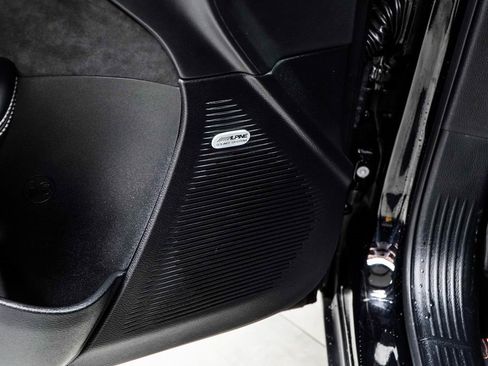 Used 2023 Dodge Challenger SRT Hellcat w/ Driver Convenience Group image 41