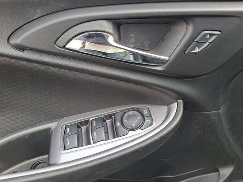 Used 2023 Chevrolet Malibu LT image 14