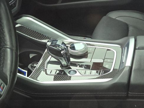 Used 2021 BMW X6 M50i w/ Executive Package image 8