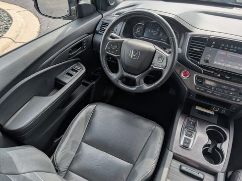 Used 2023 Honda Passport EX-L image 9