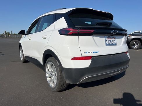 Certified 2023 Chevrolet Bolt EUV LT image 7