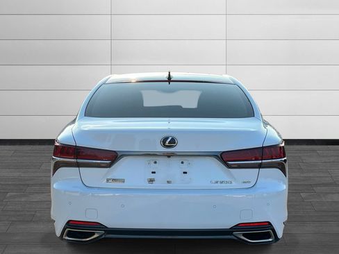 Used 2019 Lexus LS 500 F Sport w/ Accessory Package (Z1) AWD/4WD image 4