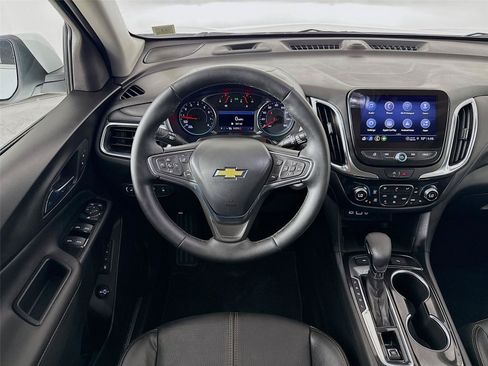 Used 2024 Chevrolet Equinox Premier AWD/4WD image 22