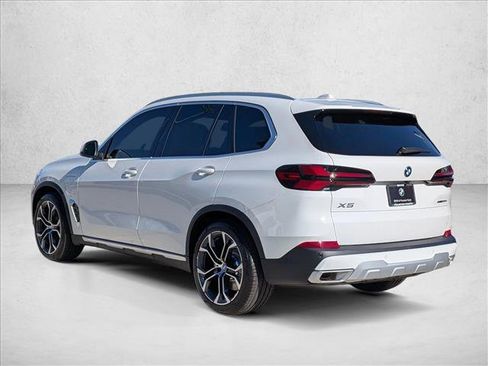 Certified 2026 BMW X5 xDrive50e w/ Executive Package AWD/4WD image 8