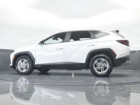 Used 2025 Hyundai Tucson SE image 57