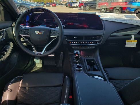 New 2026 Cadillac CT5 V image 13