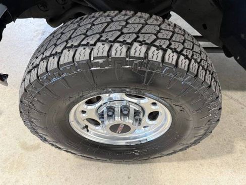 Used 2007 GMC Sierra 2500 SLT w/ Heavy-Duty Power Package AWD/4WD image 14