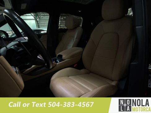 Used 2024 Porsche Cayenne Coupe image 26
