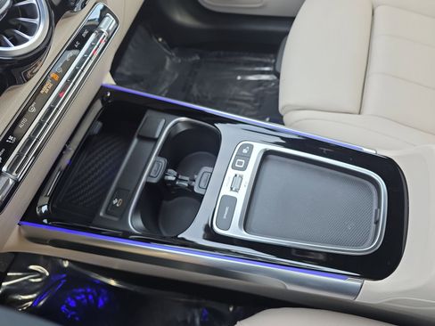 Certified 2025 Mercedes-Benz GLB 250 image 25