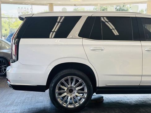 Used 2022 Cadillac Escalade Premium Luxury w/ Performance Package AWD/4WD image 6