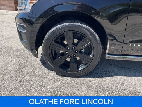 Used 2024 Ford Expedition Max Platinum AWD/4WD image 31