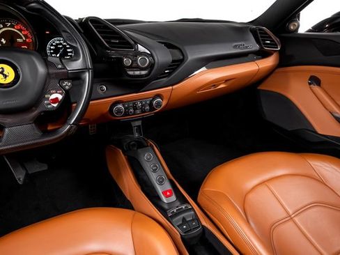 Used 2018 Ferrari 488 Spider RWD image 28