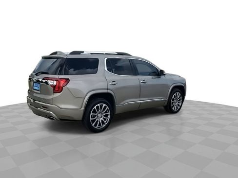 Used 2022 GMC Acadia Denali w/ Denali Ultimate Package image 8