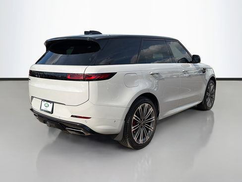Used 2024 Land Rover Range Rover Sport Dynamic SE image 5