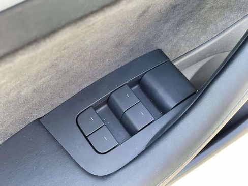 Used 2021 Tesla Model 3 Standard Range Plus RWD image 17