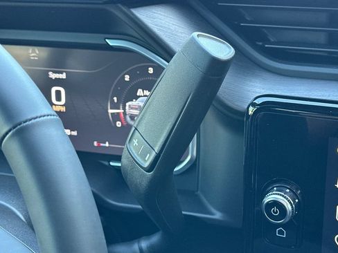 New 2026 GMC Sierra 2500 AT4 w/ AT4 Premium Plus Package AWD/4WD image 20