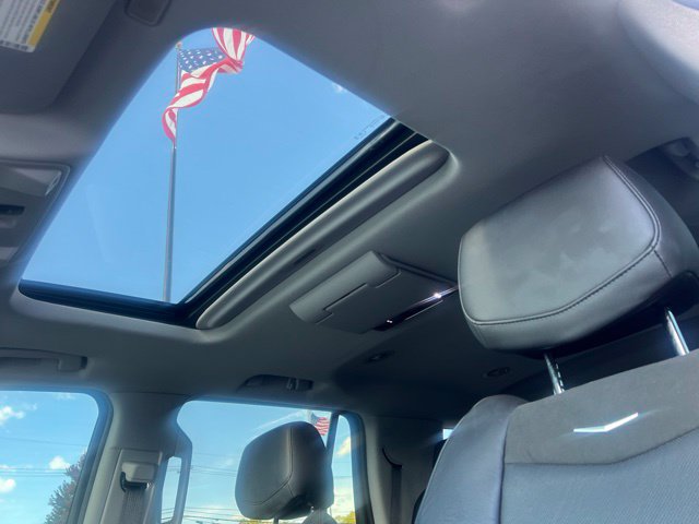 Used 2019 Cadillac Escalade Luxury AWD/4WD image 10