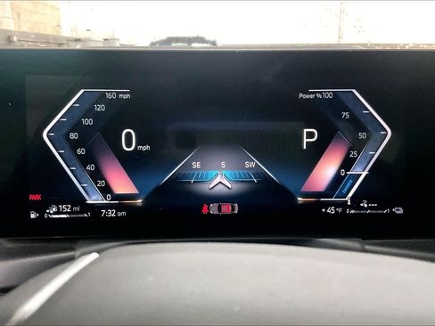 Used 2023 BMW 330e image 22