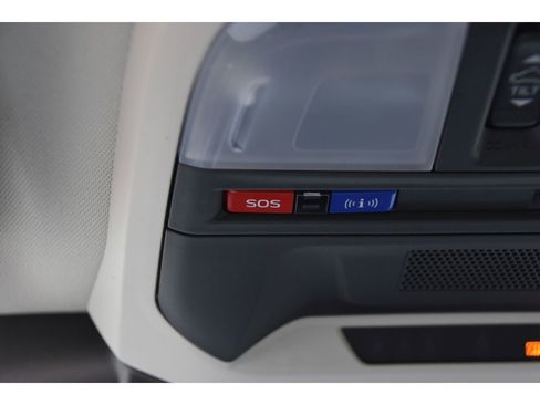 Certified 2025 Subaru Crosstrek 2.5i Limited w/ Popular Package #4A image 38