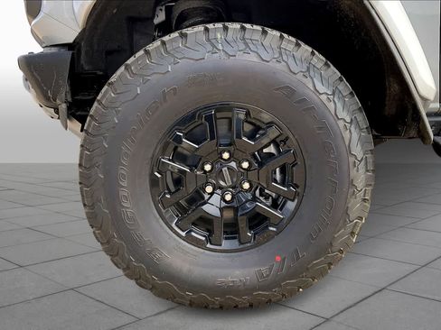 New 2026 Ford Bronco Raptor w/ Interior Carbon Fiber Pack AWD/4WD image 11