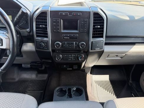 Used 2018 Ford F150 XLT AWD/4WD image 11