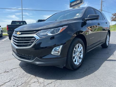 Used 2021 Chevrolet Equinox LT FWD image 1