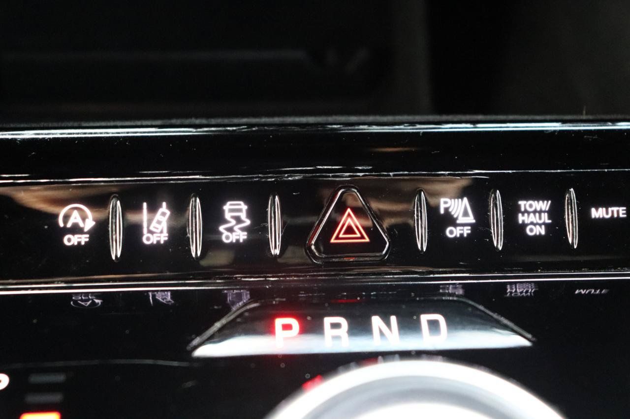 Used 2024 Jeep Wagoneer Series II AWD/4WD image 45