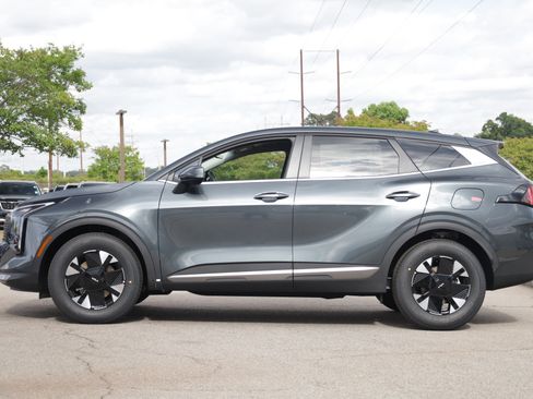 New 2026 Kia Sportage LX FWD image 2