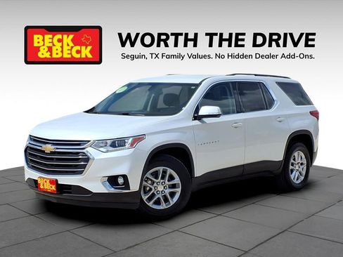 Certified 2019 Chevrolet Traverse LT FWD image 1