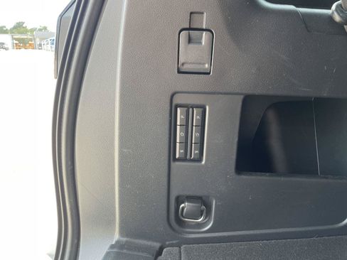 Used 2023 Ford Expedition Limited AWD/4WD image 29