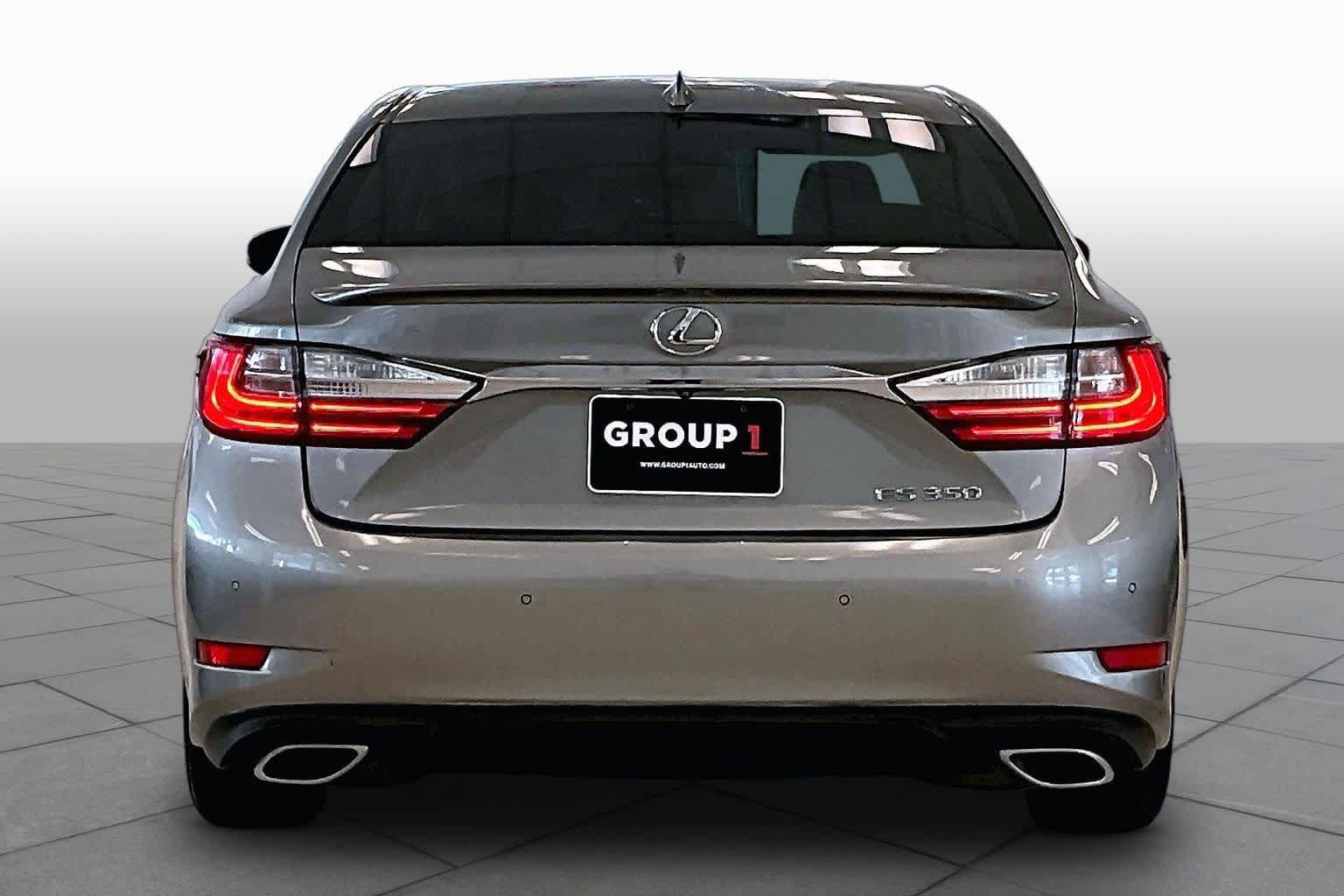 Used 2018 Lexus ES 350 w/ Navigation System Package FWD image 4