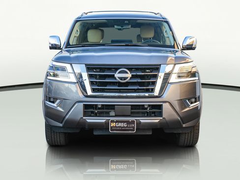 Used 2024 Nissan Armada Platinum w/ Captain's Chairs Package image 2