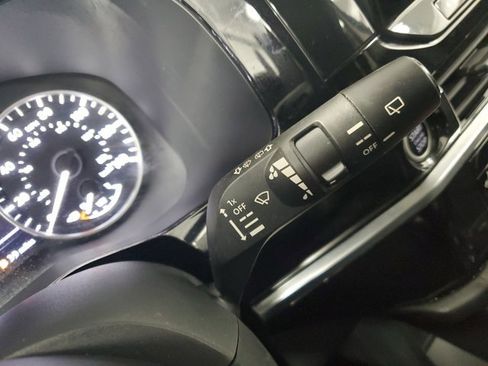 Used 2022 Nissan Pathfinder SL image 26