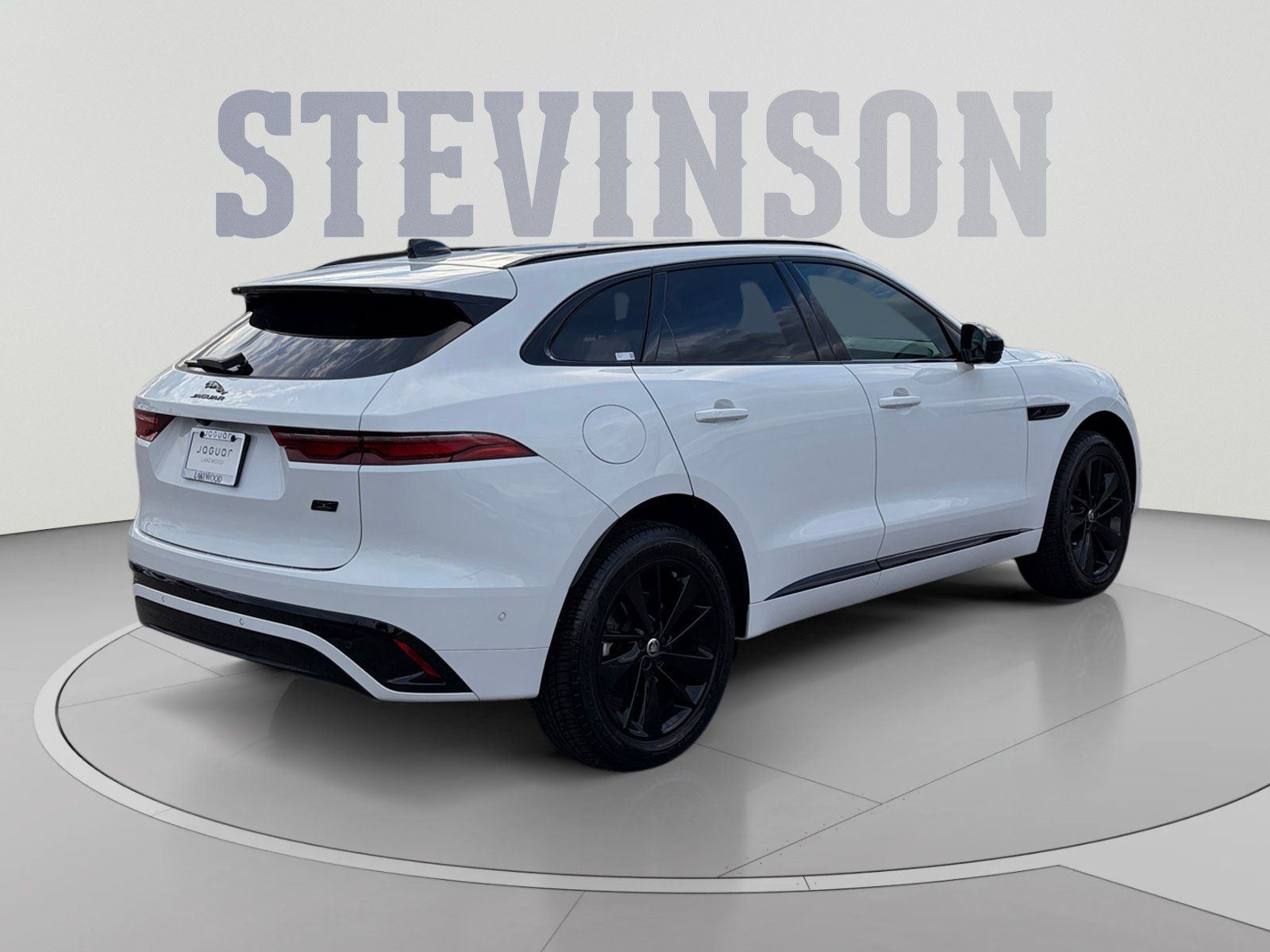 Used 2026 Jaguar F-PACE R-Dynamic S AWD/4WD image 5
