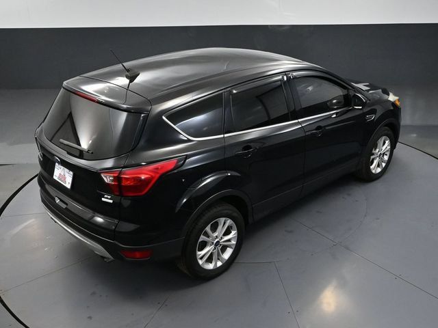 Used 2019 Ford Escape SE FWD image 45