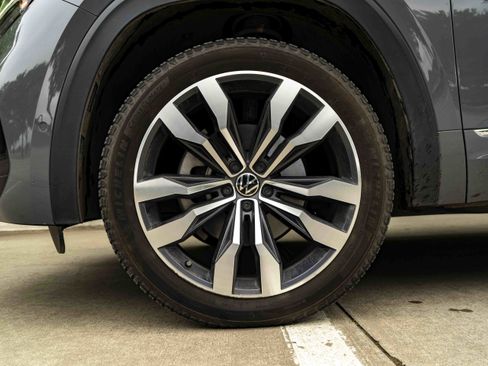 Used 2023 Volkswagen Atlas Cross Sport SEL Premium R-Line AWD/4WD image 13