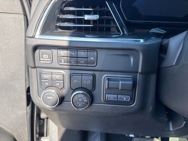 Used 2025 Chevrolet Tahoe RST w/ Comfort Package AWD/4WD image 25