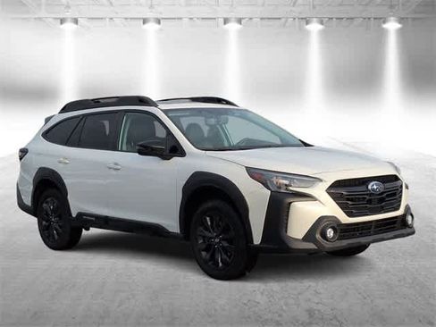 Used 2024 Subaru Outback Onyx Edition image 2