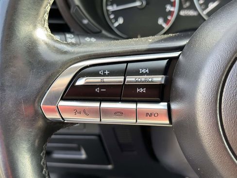 Used 2022 MAZDA MAZDA3 s image 14