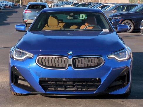 Certified 2025 BMW 230i 230i w/ M Sport Package image 3