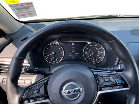 Used 2022 Nissan Altima 2.5 Platinum AWD/4WD image 12