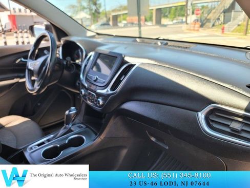 Used 2019 Chevrolet Equinox LT AWD/4WD image 16