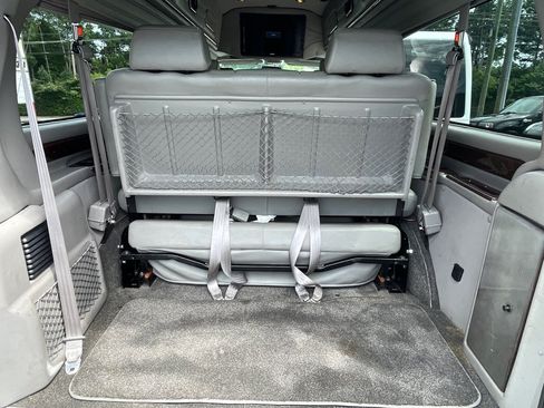 Used 2012 Chevrolet Express 2500 LT RWD image 26