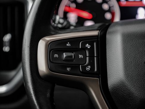 Used 2019 Chevrolet Silverado 1500 High Country w/ Technology Package image 29